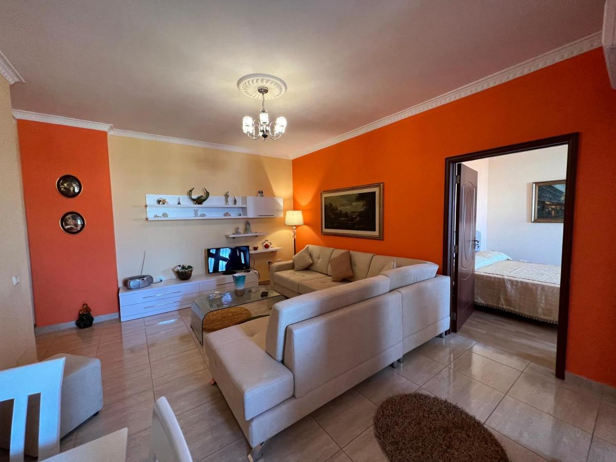 City Center Apartment In Shkodër エクステリア 写真
