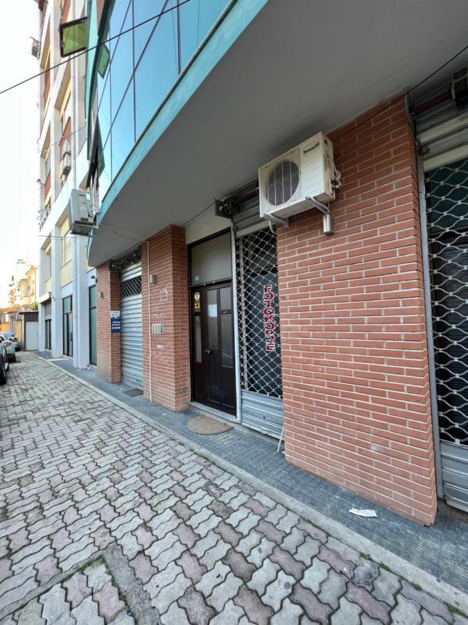 City Center Apartment In Shkodër エクステリア 写真