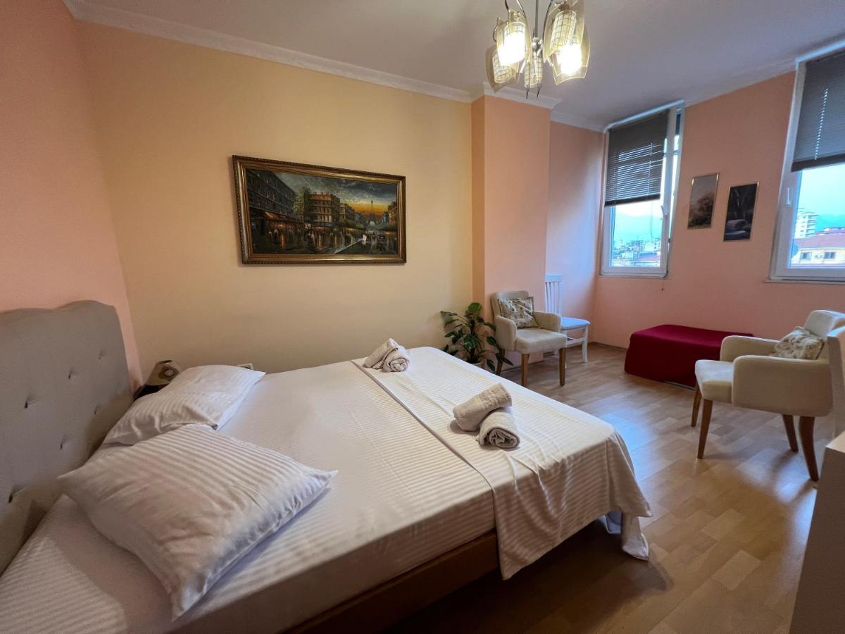 City Center Apartment In Shkodër エクステリア 写真